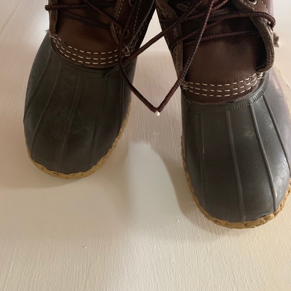 L.L. Bean Signature Shearling Tall Boots lace up 6 - Picture 8 of 8